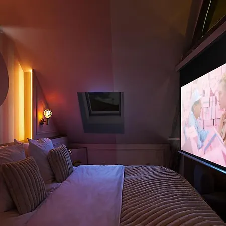 Le Milkshake - Hypercentre, Cinema, King Size Apartment